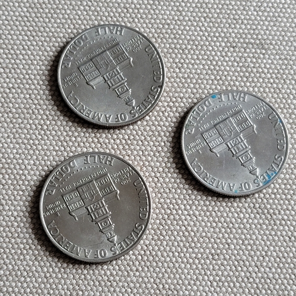 JFK Bicentennial 1776-1976 Half Dollar Coins, Set of 3 - Picture 3 of 3